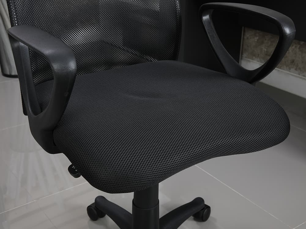 เก้าอี้สำนักงาน รุ่นท๊อปเปอร์ - สีดำ