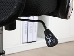 เก้าอี้สำนักงานพนักพิงกลาง รุ่นสเปซแมน - สีดำ