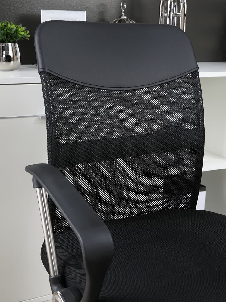 เก้าอี้สำนักงานพนักพิงกลาง รุ่นสเปซแมน - สีดำ