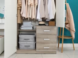 ตู้เสื้อผ้า 2 บานประตู รุ่นวินซ์ - สีธรรมชาติ/ขาว