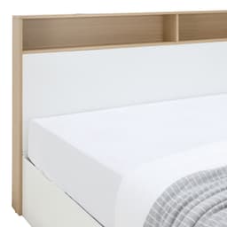 ชุดห้องนอน รุ่นคาร์เนชั่น+ฟินซ์ ขนาด 5 ฟุต (เตียง, ตู้เสื้อผ้า 4 บาน พร้อมกระจก, โต๊ะเครื่องแป้ง) - สีขาว/ธรรมชาติ