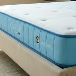 ที่นอน รุ่นคูลลิซึ่ม ขนาด 5 ฟุต หนา 8 นิ้ว - สีขาว/ฟ้าอ่อน