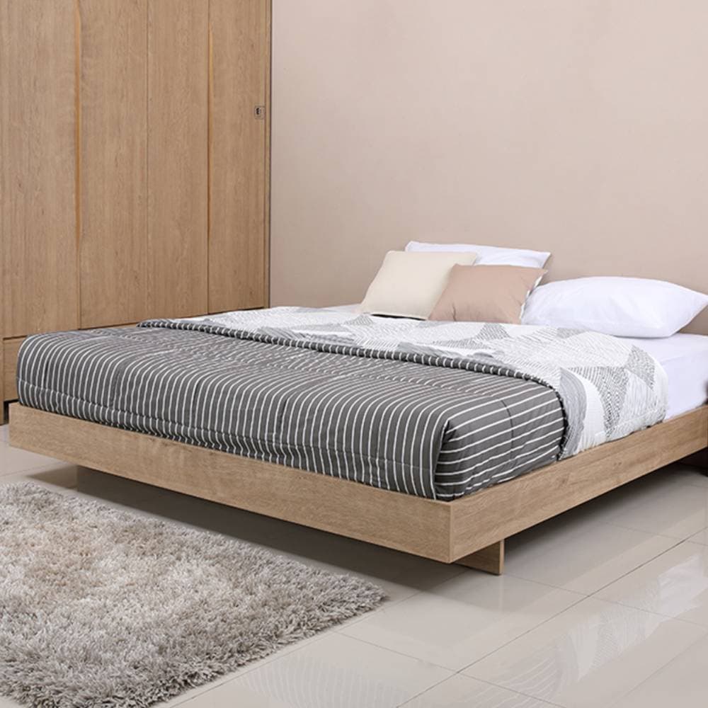 Homehuk เตียงนอน รุ่นโกเบ ขนาด 5 ฟุต - สีบาวาเรี่ยน โอ๊ค