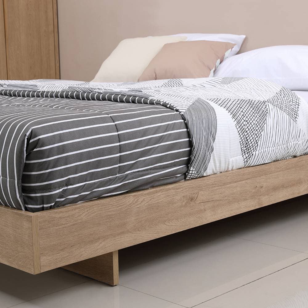 Homehuk เตียงนอน รุ่นโกเบ ขนาด 5 ฟุต - สีบาวาเรี่ยน โอ๊ค